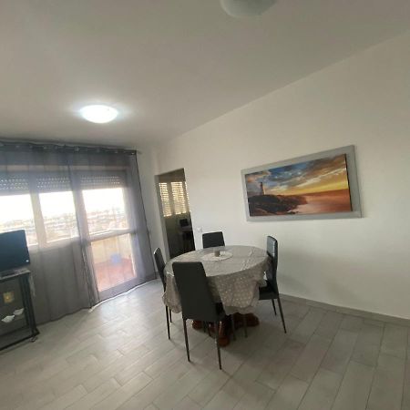 Grande, Vista Mare A 2 Passi Dalla Spiaggia Лидо-ди-Остия Экстерьер фото