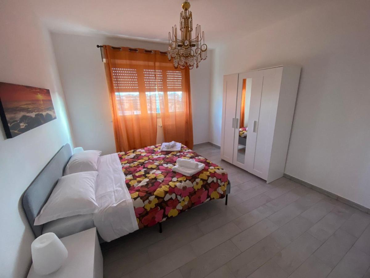 Grande, Vista Mare A 2 Passi Dalla Spiaggia Лидо-ди-Остия Экстерьер фото